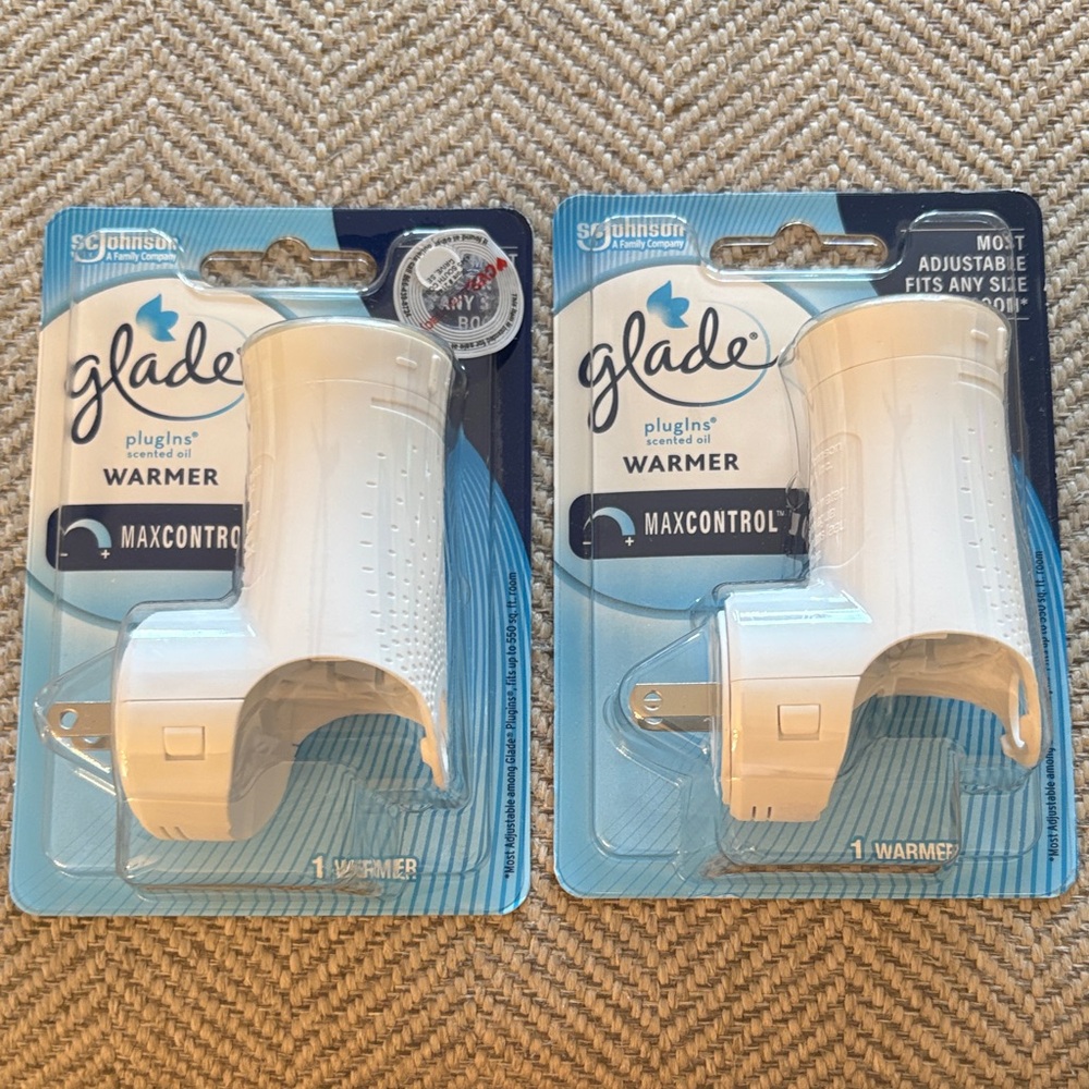 Glade PlugIns Warmer Bundle - NWT